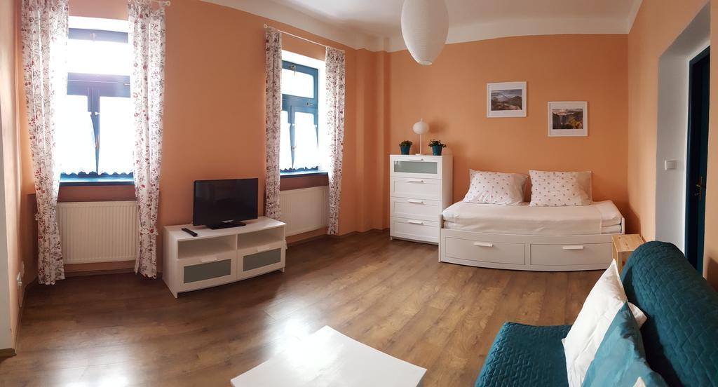 Apartment Jakubske Namesti Ческа-Каменице Экстерьер фото